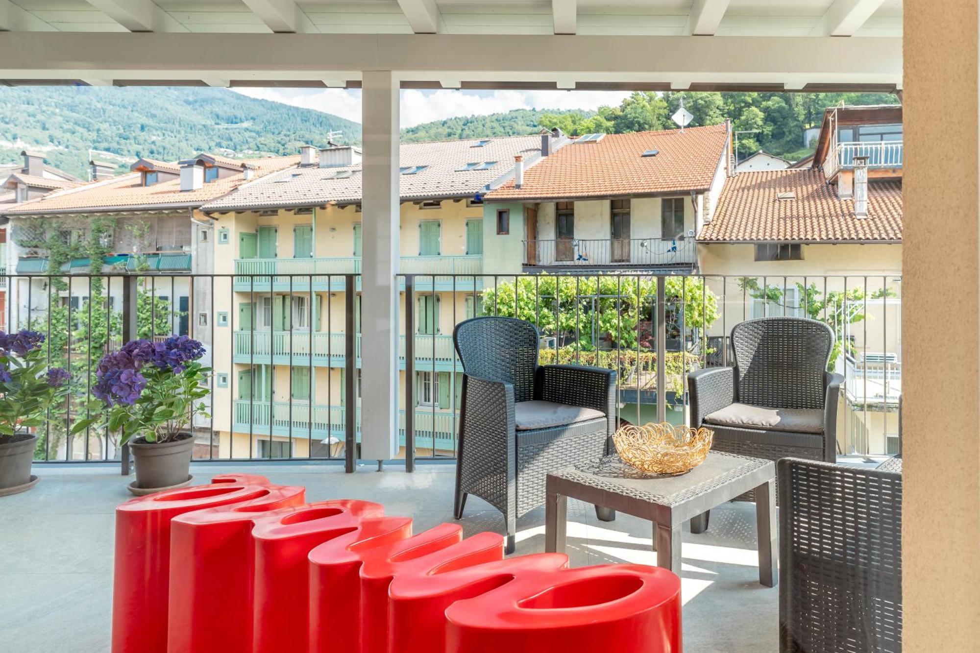 شقة Luxury 2Br W/ River Castle View In Borgo Valsugana المظهر الخارجي الصورة