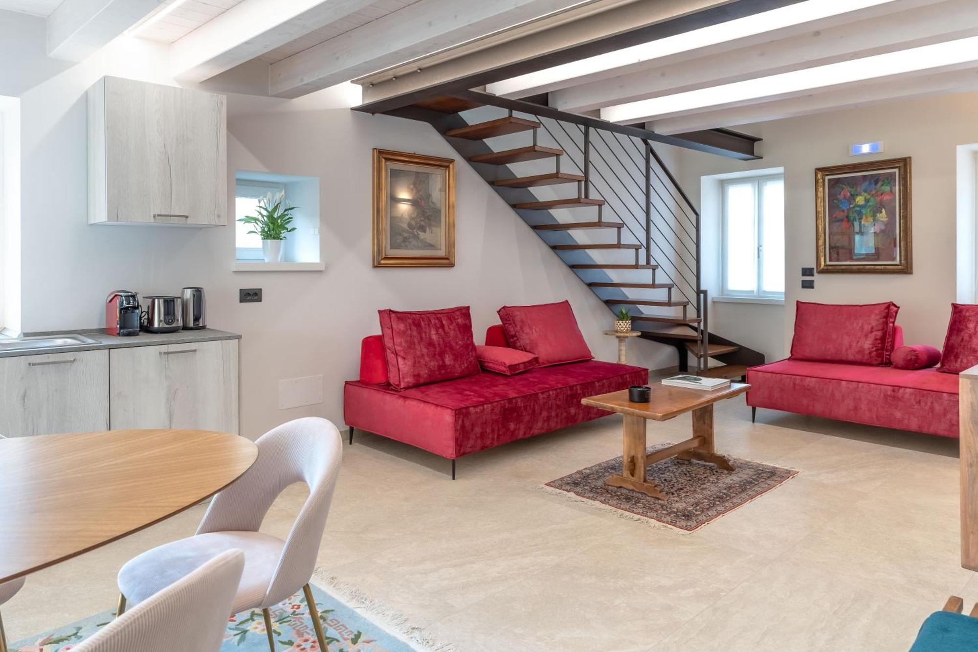 شقة Luxury 2Br W/ River Castle View In Borgo Valsugana المظهر الخارجي الصورة