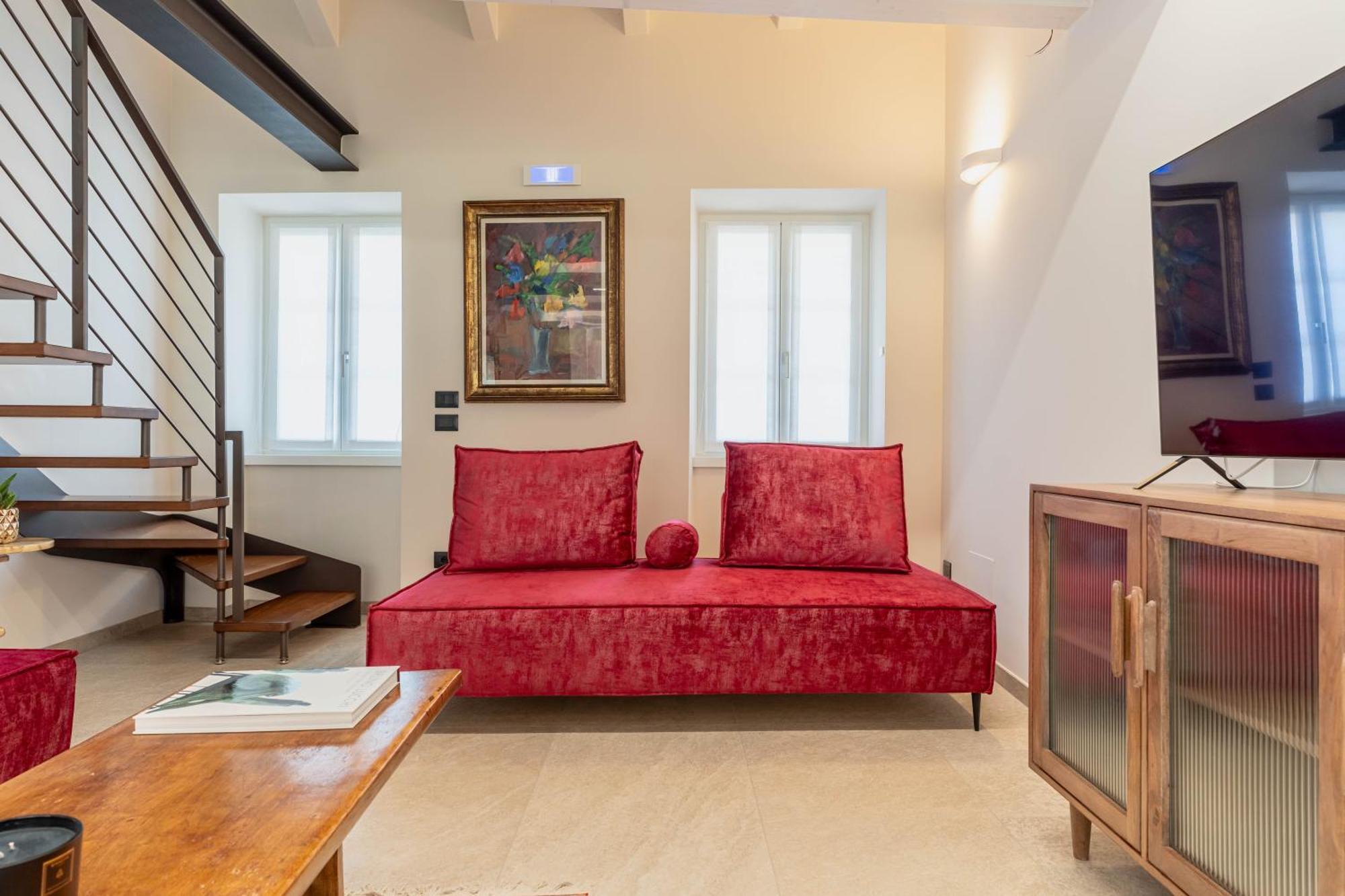 شقة Luxury 2Br W/ River Castle View In Borgo Valsugana المظهر الخارجي الصورة
